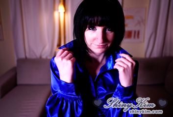 Big collar on my blue satinblouse